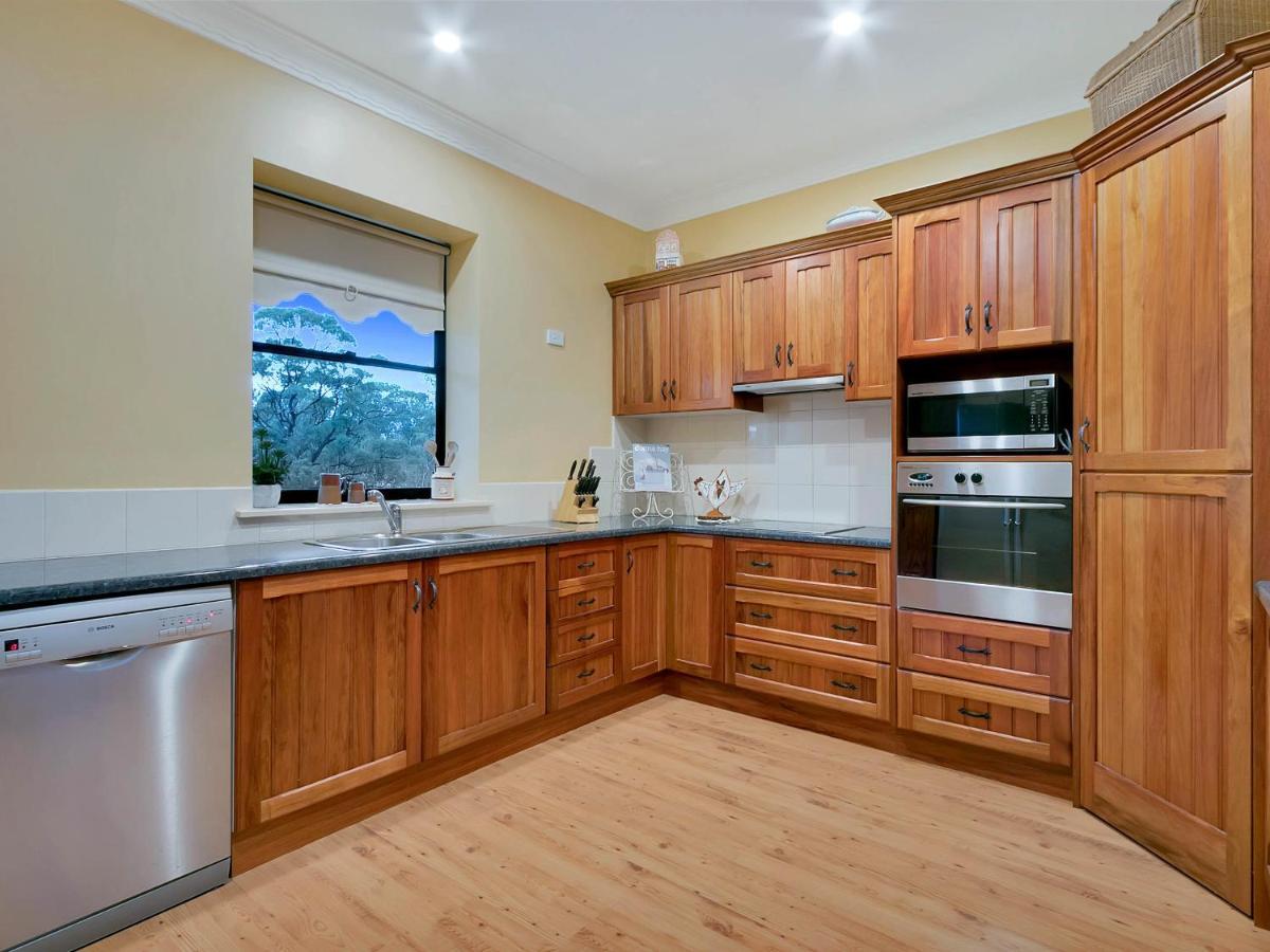 Lake Bywater Cottage Walker Flat Dış mekan fotoğraf